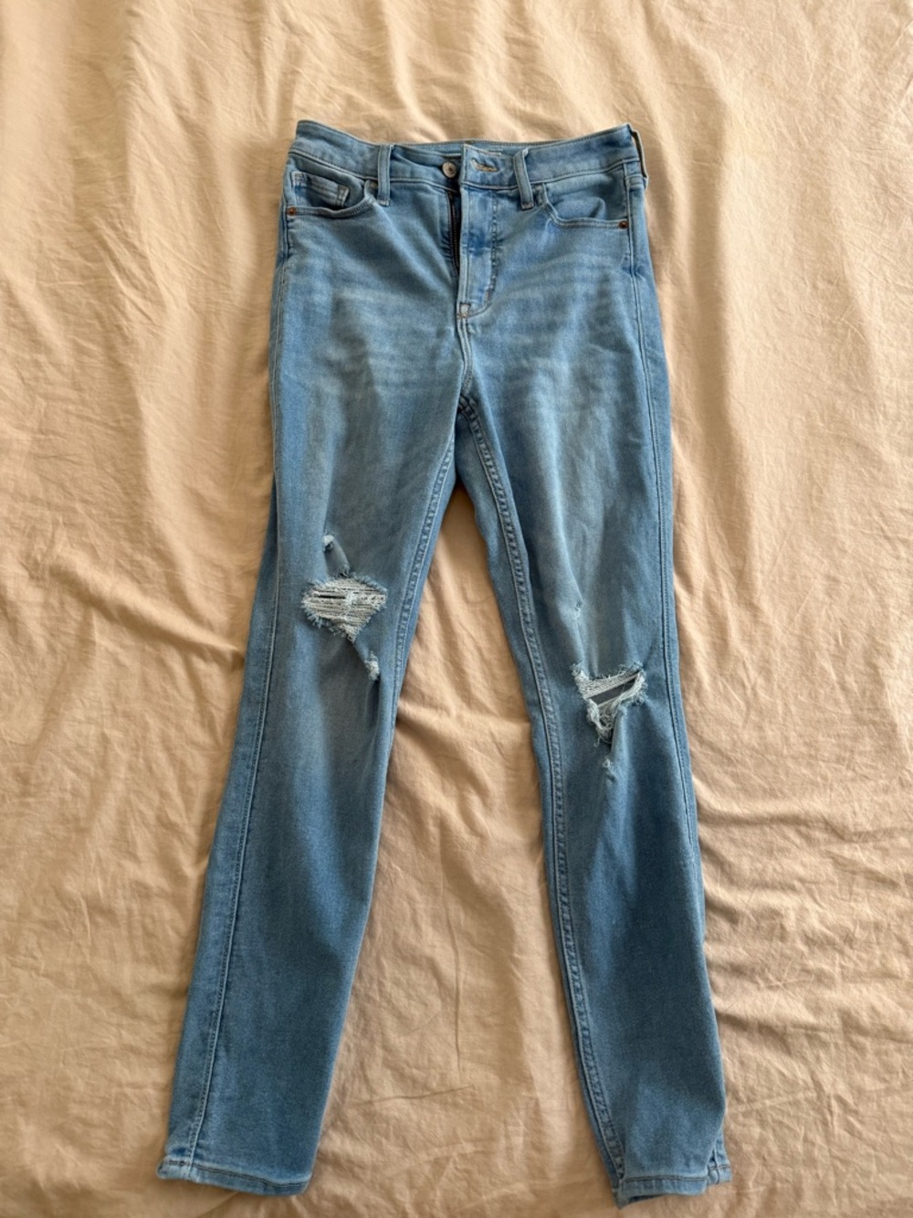 Old navy extra high rise rockstar super skinny jeans